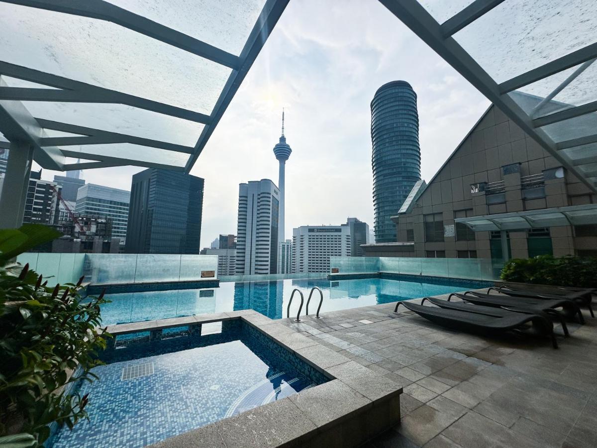 Klcc Suites By Nhb Kuala Lumpur Exterior photo