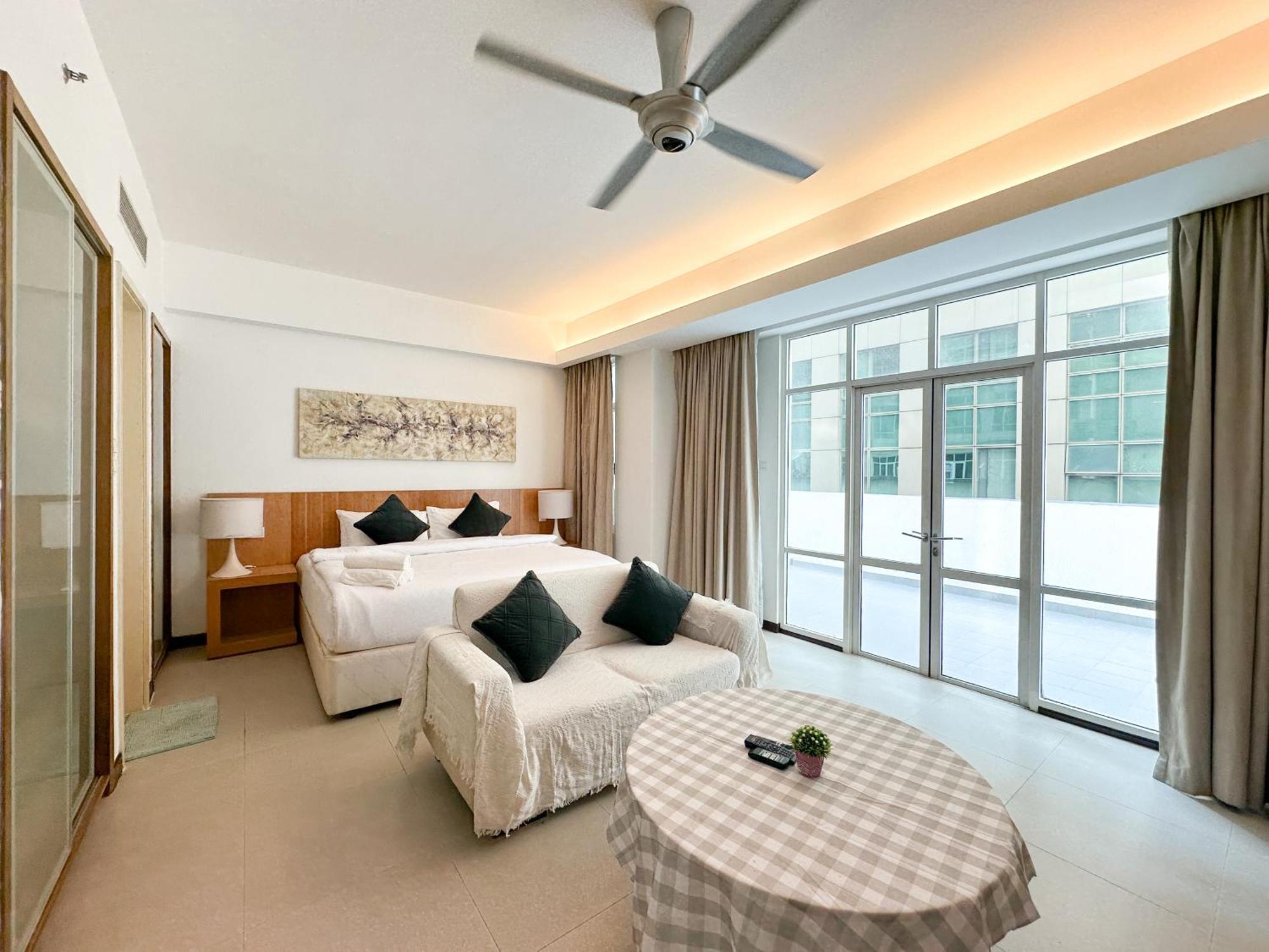 Klcc Suites By Nhb Kuala Lumpur Exterior photo